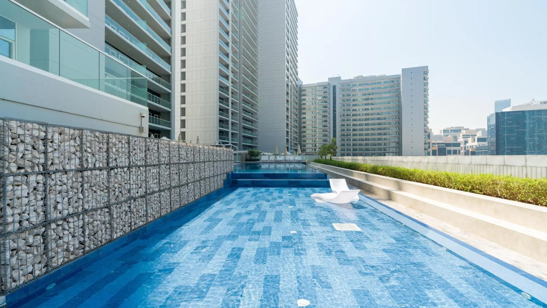 Delightful 2Br Apartment At Reva Residences Dubaj